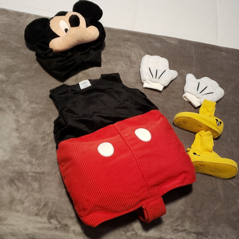 Mickey mouse costum